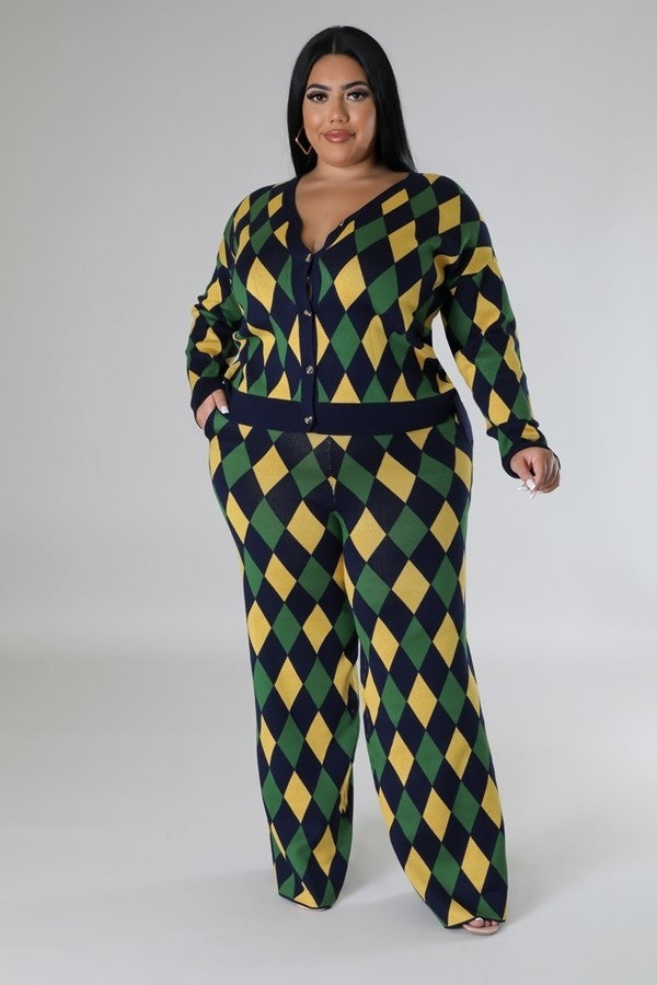 Plus Green/Multi V-Cut Stretch Pant Set with Button Closure